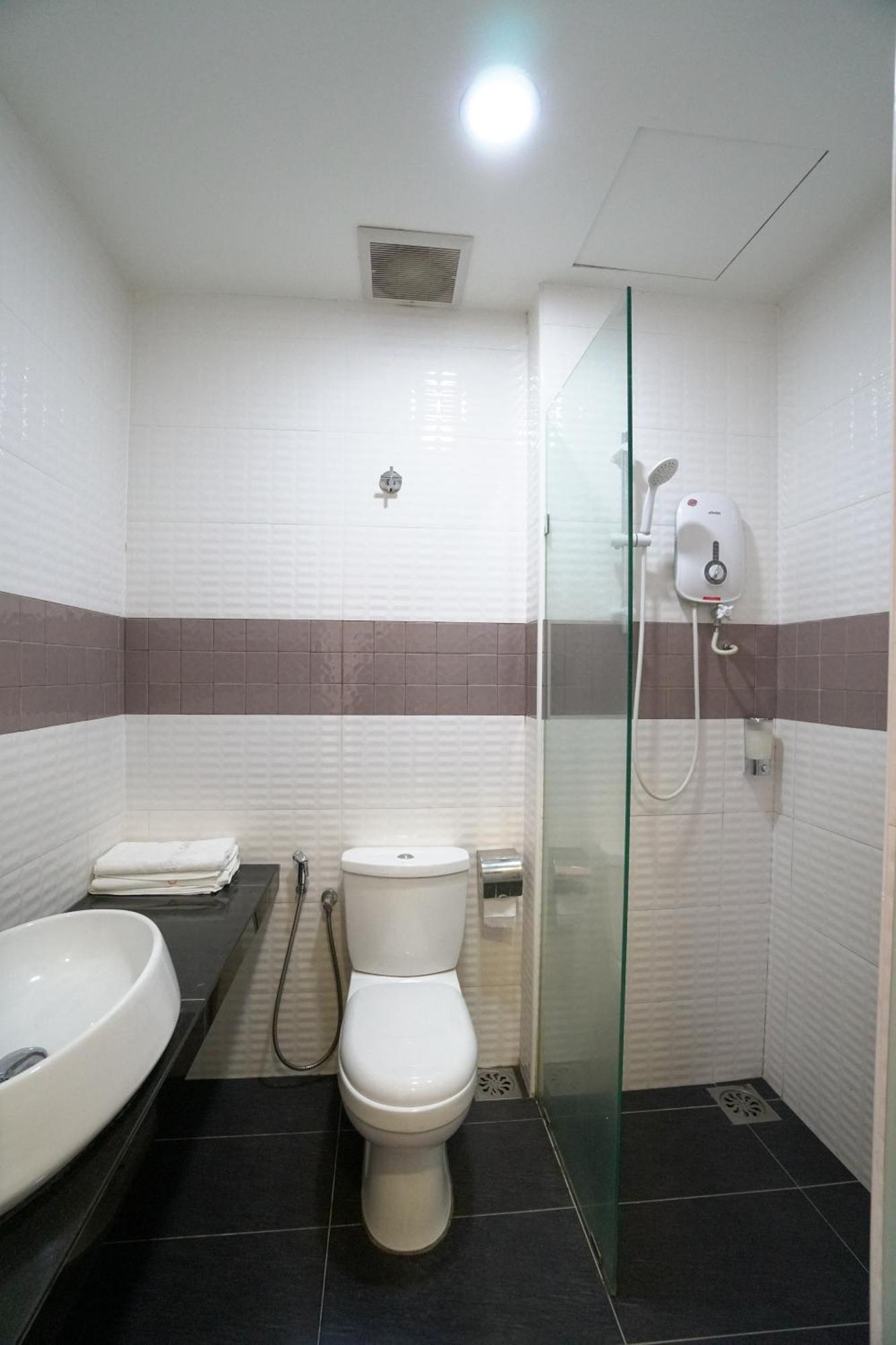 Crystal Garden Hotel - Seri Kembangan Δωμάτιο φωτογραφία